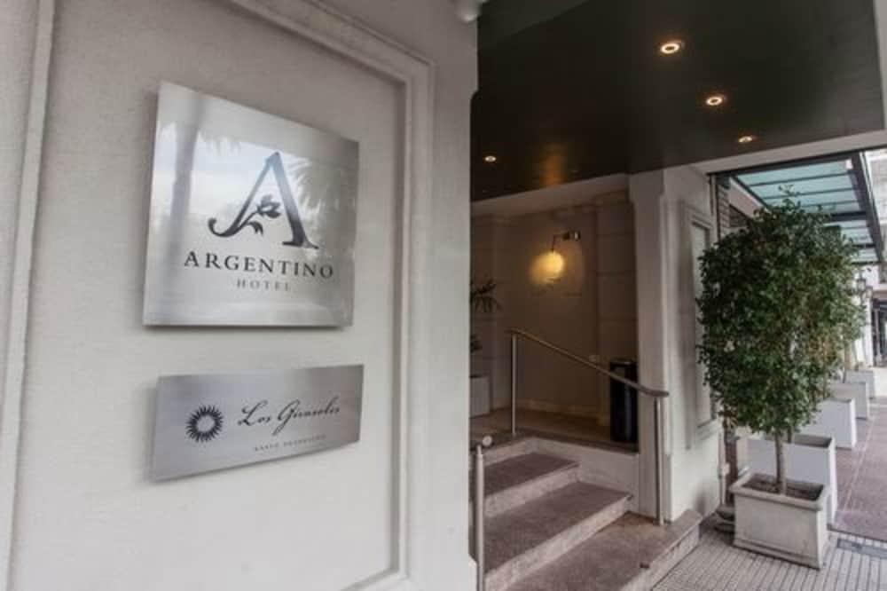 Argentino Hotel Mendoza Exterior foto